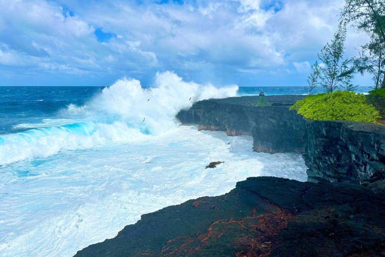 Direct Oceanfront, Big Island Home 키아우 외부 사진